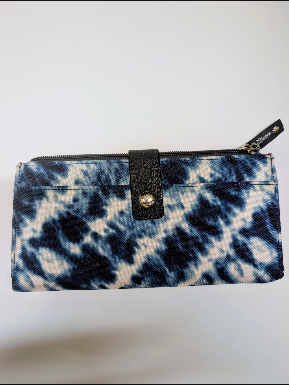 Lily Bloom Tie-Dye Blue Convertible Wallet Clutch Snap Closure Pink Interior